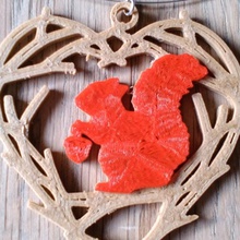 scoiattolo in legno collana cuore gioielli ciondolo animali natura alberi i rami 3d print model - Mito3D