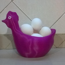 huevo gallina contenedor jardín cocción chiken 3d print model - Mito3D