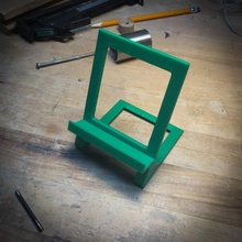 stand holds v2 3d print model - Mito3D