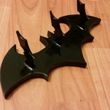 batman keyrack & garden wall batarang hooks 3d print model - Mito3D