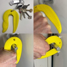 toucan savegrabber & garden door hands keychain keyholder hygiene lefthanded virus coronavirus covid covid19 handsclean righthanded 3d print model - Mito3D