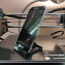 semplice Telefono dock mobile In piedi 3d print model - Mito3D