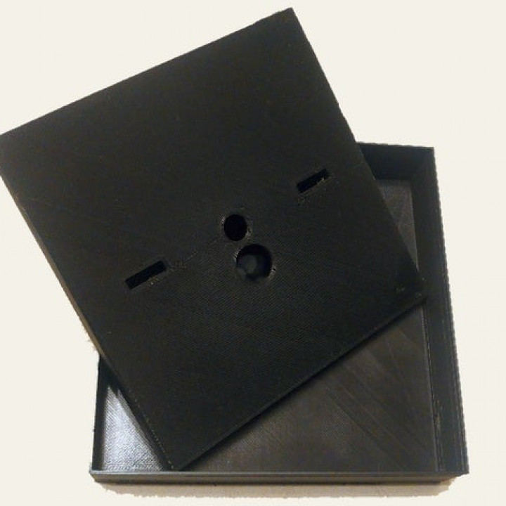 paramétrico techo montaje eléctrico caja coiaca tableros hijo básico adaptador ligero inteligente Wifi recinto desconexión luz sonoffbasic 3D print model - Mito3D