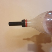 bottiglia cap imbuto guida tappo Coca Cola 3d print model - Mito3D