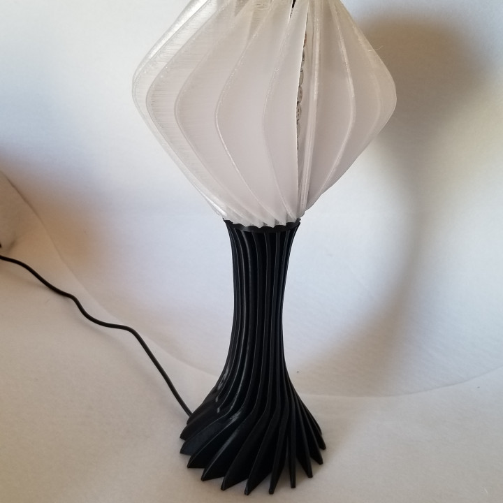 ambiance lampe jardin LED ombre électromécanicien 3D print model - Mito3D