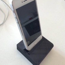 i phone carregamento doca 4 4s 5 5s gadgets aparelhos eletrônicos titular iphone dock stand 3d print model - Mito3D