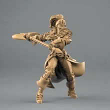 fêmea paladino posado tampo mesa fantasia soldado jogo guerra 3d print model - Mito3D