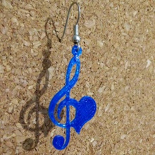 coeur boucles d'oreilles clef sol bijoux musique boucle d'oreille 3d print model - Mito3D