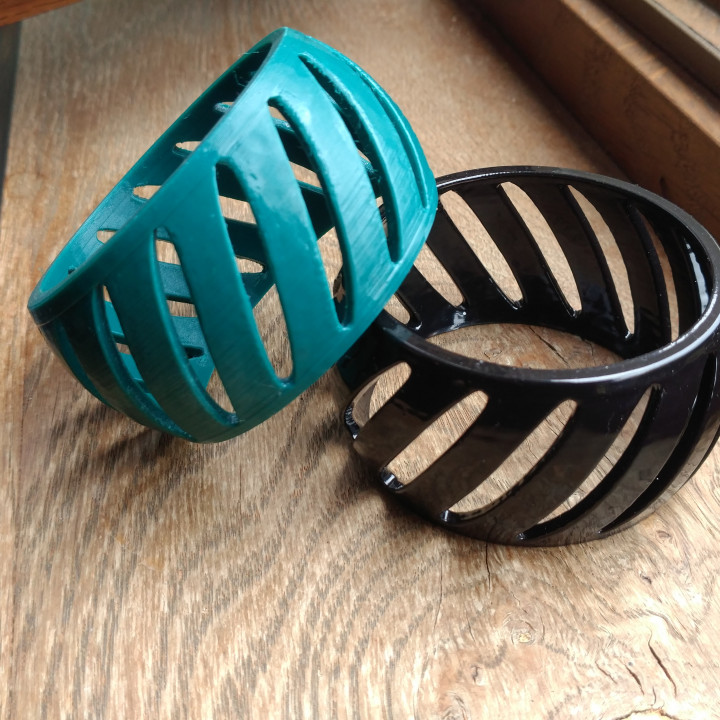 bracelet diagonal pattern jewellery jewelry 3D print model - Mito3D