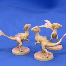 plumado raptor ocioso pose mesa pájaro criatura dinosaurio juego azar lagartija monstruo rpg pollo asesinato d pluma cerveza casera 3e 5e agresor 4e 2e 3d print model - Mito3D