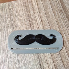 dentifrice moustache salle bains presse accessoires 3d print model - Mito3D