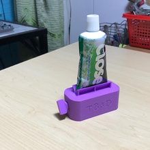 pasta dentes tubo espremedor escova dente tb3d 3d print model - Mito3D