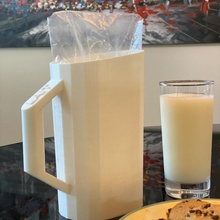 ensaché Lait cruche polygone bagged milk jug 3d print model - Mito3D