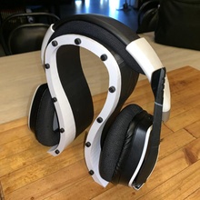 omega style headphone stand gadgets & electronics hanger headphoneholder headset 3d print model - Mito3D