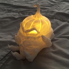 Víspera Santos calabaza cráneo decoración mano escalofriante fantasmas 3d print model - Mito3D