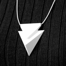 pendentif triangulaire bijoux 3d print model - Mito3D