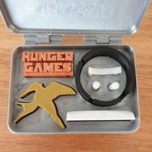 açlık oyunlar Kutu Noel hediye süs doğum günü Hungergames alaycı kuş Katniss kutuda çorap dolgu maddesi 3d print model - Mito3D
