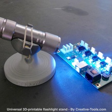 universal 3d imprimíveis lanterna stand jardim 3d print model - Mito3D