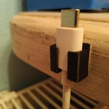 USB type câble titulaire soutien usb 3d print model - Mito3D