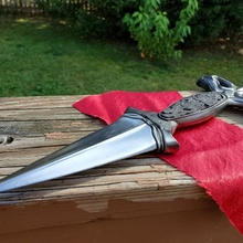 pale man's dagger- pan's labyrinth man sword weapon knife pan dagger 3d print model - Mito3D