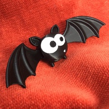 batty bat flappy halloween toy wings silly 3d print model - Mito3D