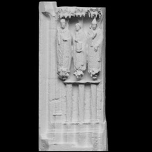 heykeller Notre kadın katedral taramak sütun Paris Fransa 3dprintable notredame 3d print model - Mito3D
