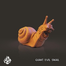 gigante mal caracol Tienda Dios rpg miniatura mesa dnd pionero juegos fundición lisiado giantevilsnail 3d print model - Mito3D