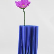 laminar vase & garden 3d print model - Mito3D