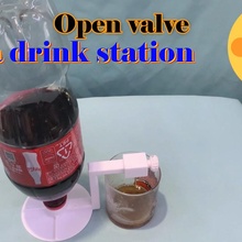 coca reajuste salarial botella beber estante soporte soda 3d print model - Mito3D