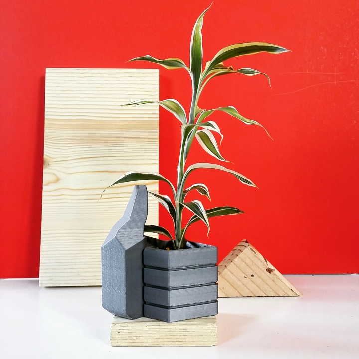 pouces vase jardin 3D print model - Mito3D