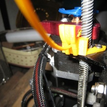 Ender 2 Filament leiten v2 Filamentführung ender2 3d print model - Mito3D