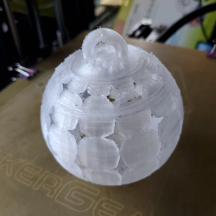 Noël étoile ornement amovible couvercle Balle globe sphère enceinte perforé 3D print model - Mito3D