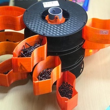 iplik makaralar vidalamak Kutu biriktirmek araç araçlar kutusu vida tb3d filamentspoolsscrewbox filament havuzları 3d print model - Mito3D