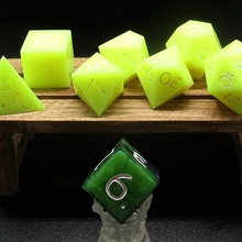 sharp-edged gaming dice slick flavor tabletop set 3d print model - Mito3D
