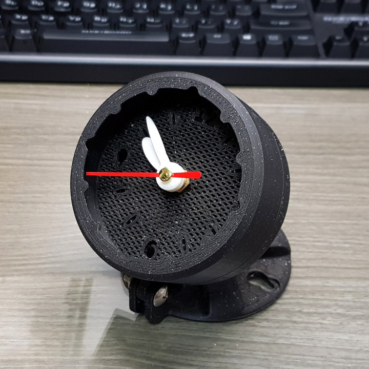 bureau mur l'horloge 3D print model - Mito3D