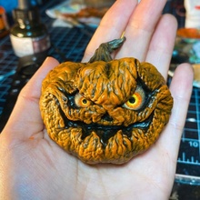 jacky rotten magnet & garden halloween pumpkin jackolantern rotted 3d print model - Mito3D