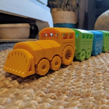 roller train toys & games engine desk mechanical office play toy wheels connect executive roll carriage railway print-in-place nosupports caboose 3d print model - Mito3D