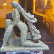 homem mulher i n Bondarenko 2001 mármore arte amar escultura casal Varredura encantador fxpear meshroom fotogametria 3d print model - Mito3D