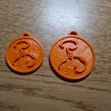 amarelo rei medalhão jóias lovecraft 3d print model - Mito3D