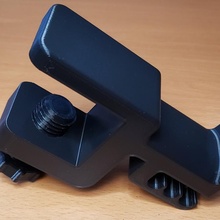 bureau monter casque musique titulaire soutien serrer renversé câble écouteurs supporter l'audio porte HeadSetholder HeadphoneSholder tête mort 3d print model - Mito3D
