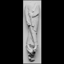 statue dame cathédrale occidental façade analyse casquette colonne sculpture Paris France 3dprintable Dame 3d print model - Mito3D