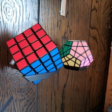 Rubik's cubo parede montagens jardim monte rubiks megaminx 3d print model - Mito3D
