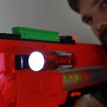 nerf rivales luz flash titular juegos juguetes archivo adjunto antorcha blaster picatinny 3d print model - Mito3D