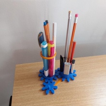 gear pen holder desk office pencil penholder organizer 3d print model - Mito3D