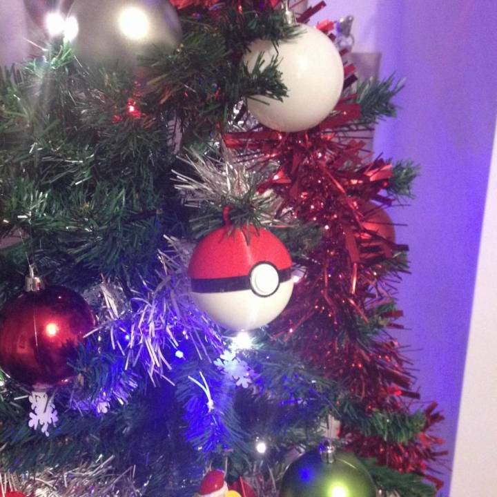 natal pokeball jardim decoração pokemon pikachu supportfree christmastree poke 3D print model - Mito3D