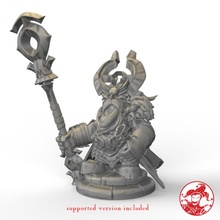 dwarf high king 1 inch base 32 mm height medium miniature board dragons fantasy game mini rpg tabletop dungeon d&d dwarfs pre-supported 3d print model - Mito3D
