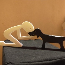 Perro hombre amor beso streicheln 3d print model - Mito3D