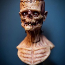 monster bust tabletop 3d print model - Mito3D
