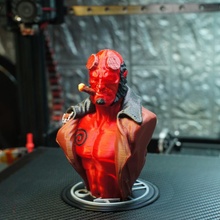 Hellboy busto multicolor remezclar mmu paleta ventilador Arte mmu2s 3d print model - Mito3D