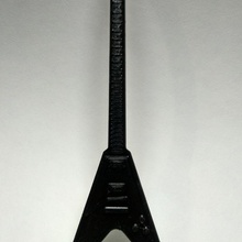 pen flyingv guitar & garden bic 3d print model - Mito3D